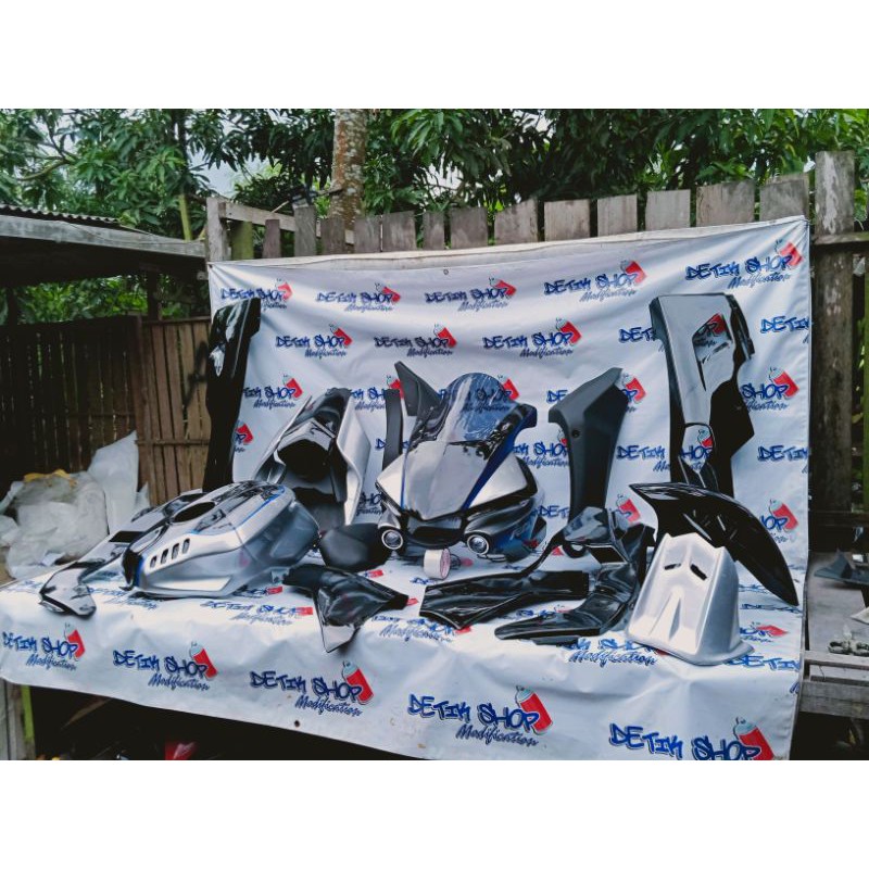 FULLSET BODY YAMAHA R15V3 MODIFIKASI R1M BODY R15 V3 COVER TANGKI R15 V3 FAIRING R1M