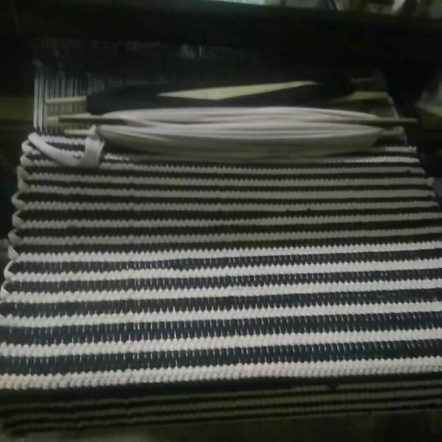 Kesed kaki tenun/kesed serap air/kesed 2 warna