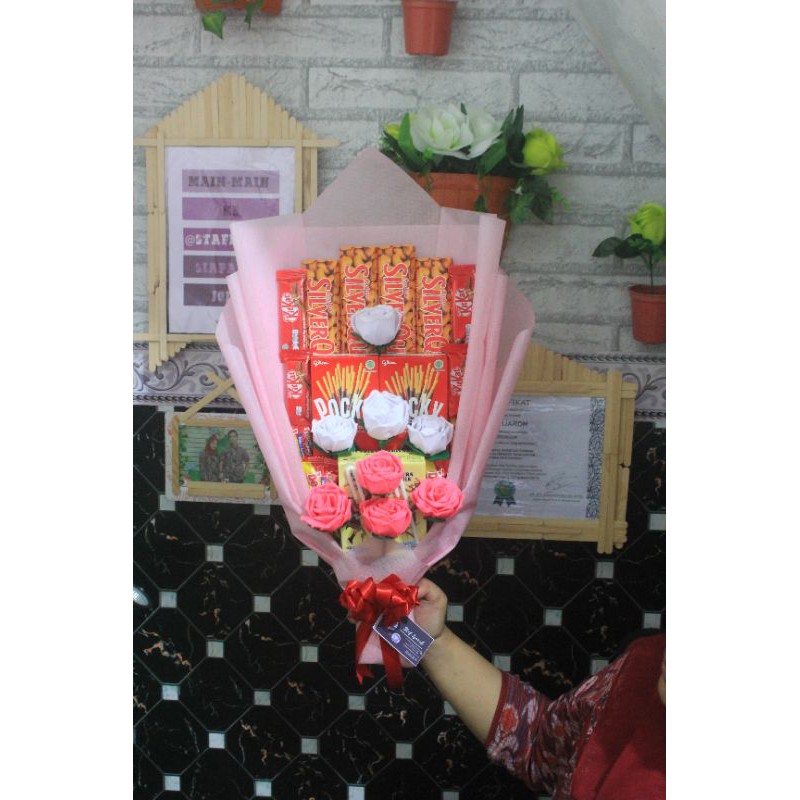 

Bucket Snack, Bucket Coklat, Kado Ulang Tahun, Kado Wisuda dll