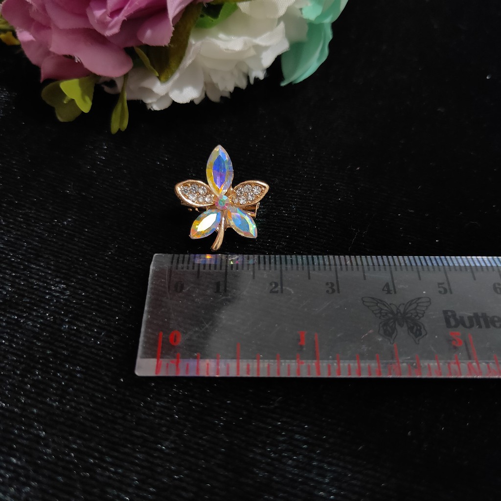 chandrasurya Bros Dagu Korea Mata Kaca Daun Bunga Aksesoris Wanita Muslim G2457-Putih AB