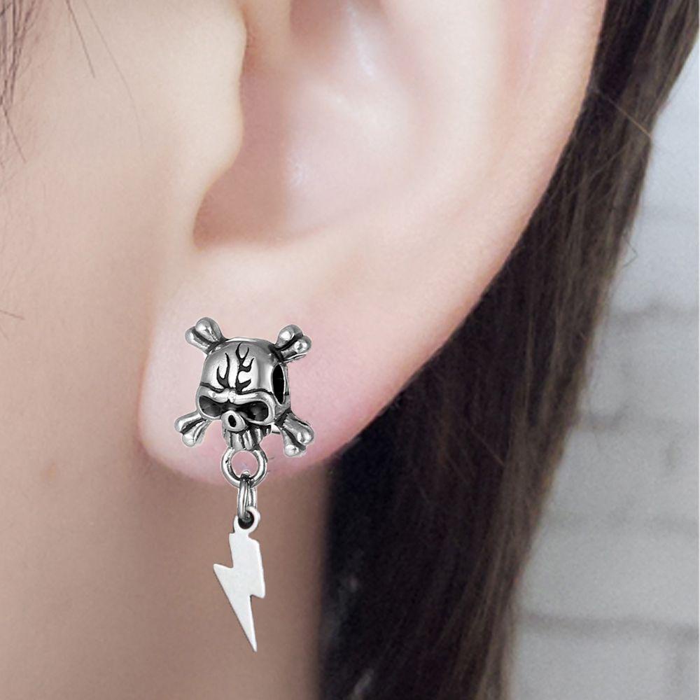 Mxbeauty Anting Tusuk Pria Hiphop Elegan Bintang Bahan Titanium Steel Untuk Wanita Skeleton Drop Earrings