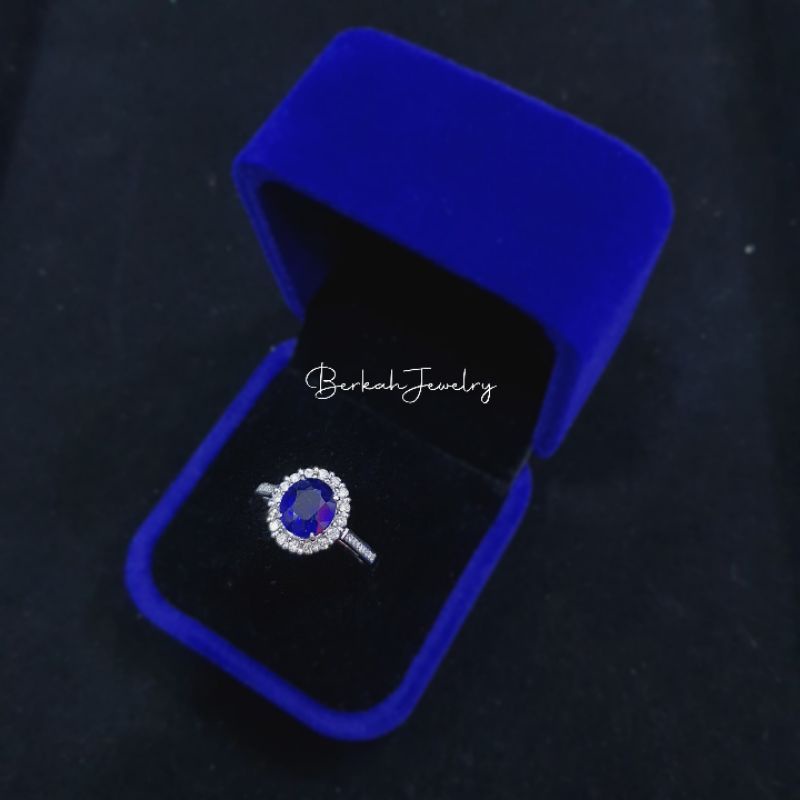Motif Lady Diana Cincin Wanita Emas 40% Berlian Eropa & Batu Blue Safir Asli