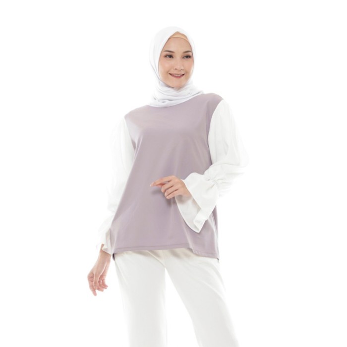 Atasan Wanita Silmi Blouse Abu  Baju Muslim Casual Hijab