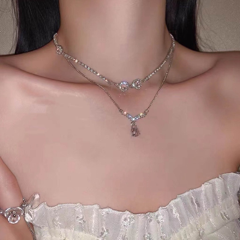 Kalung Rantai Ganda Bentuk Hati Aksen Berlian Imitasi Bahan Alloy Untuk Wanita