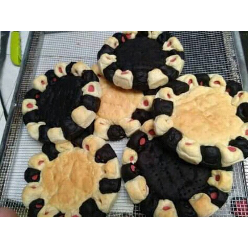 

Pizza Pinggiran Sosis (Isi 5 Varian)
