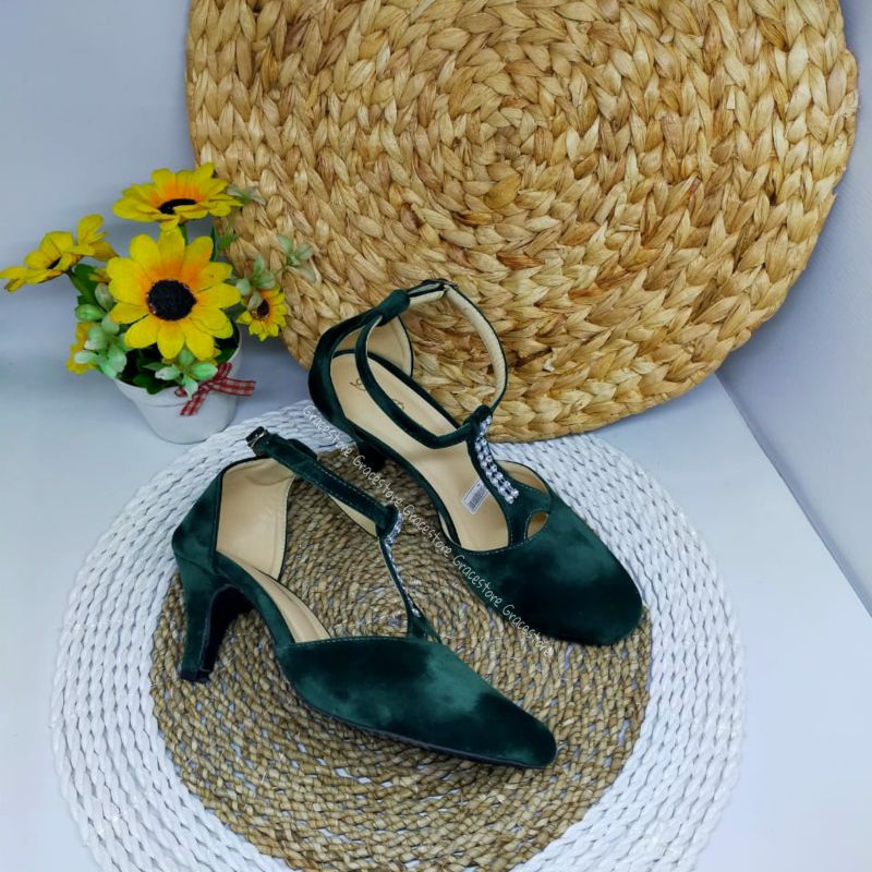 Heels wanita warna hijau warna hitam - sandal wanita korea - heels wanita hak lancip Pd334-1
