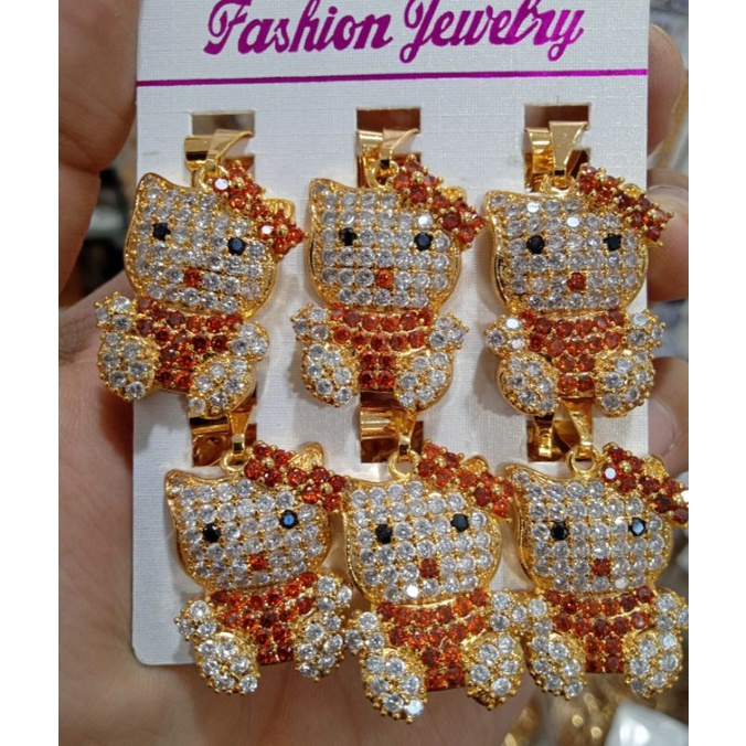 Liontin hallokitty besar xuping dengan mata zircon