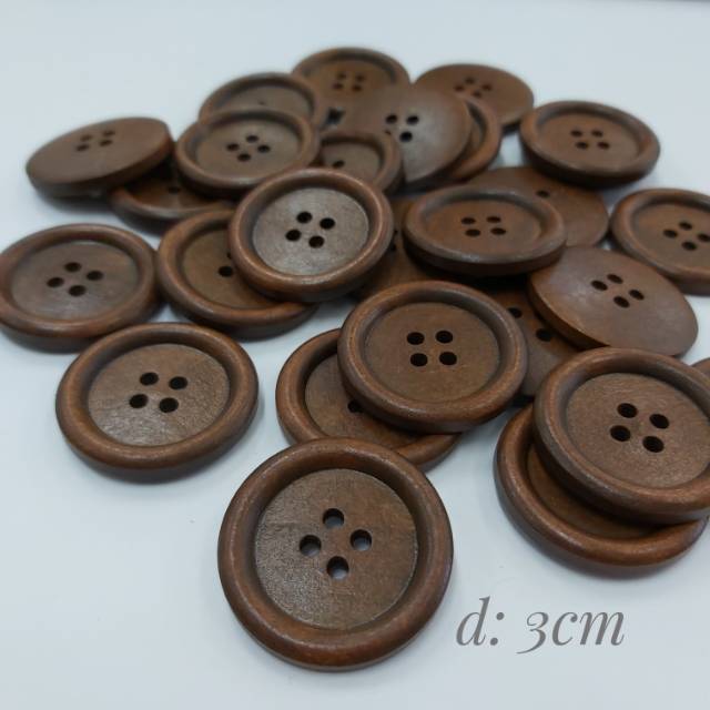 1 Lusin | Kancing Kayu Coklat Besar |
diameter 3cm