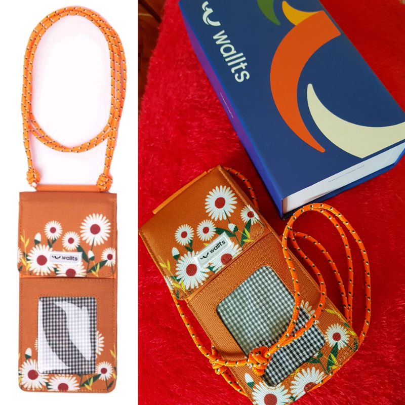 Preloved 99% like new tas dompet HP Handphone selempang wanita HPO merk Wallts