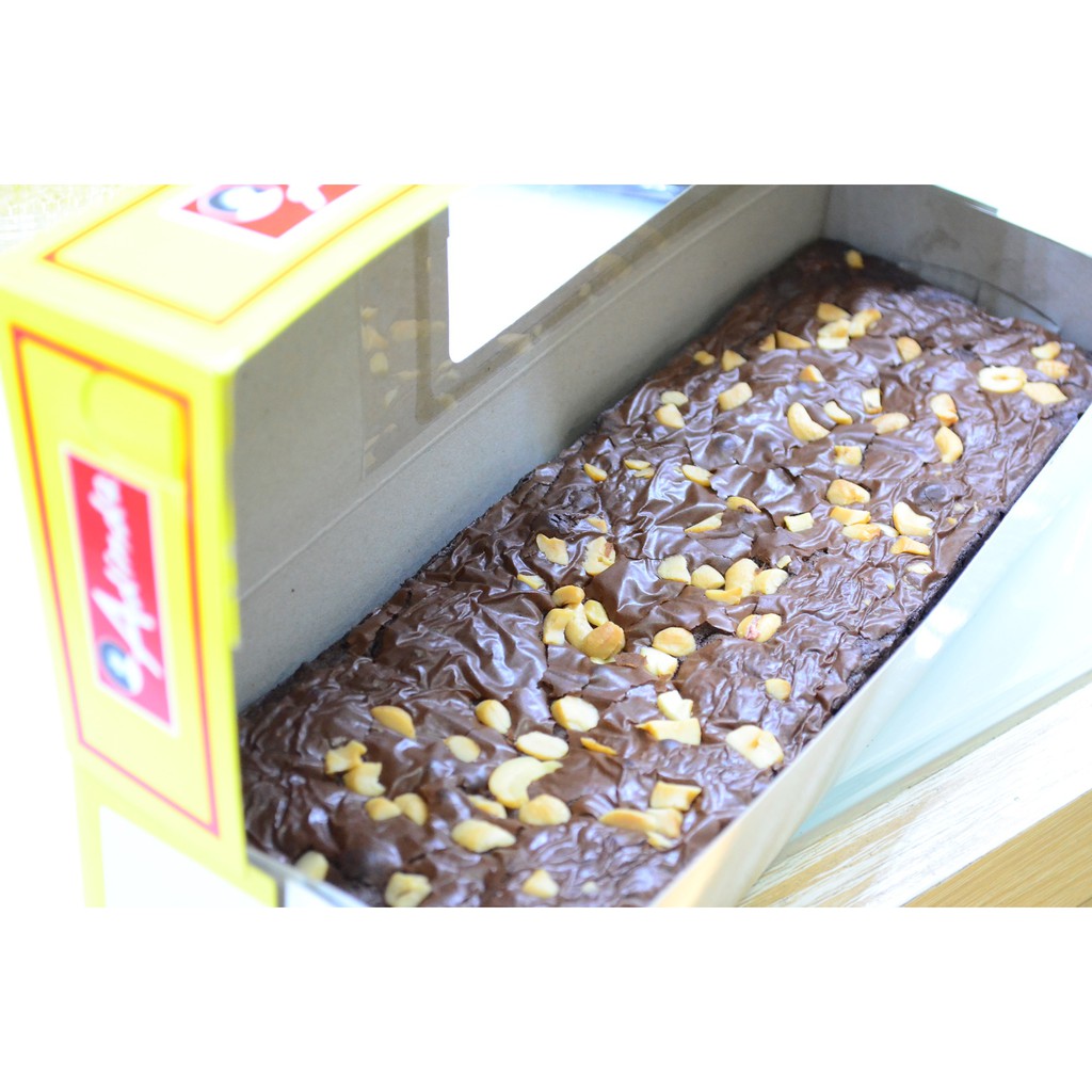 

Brownies Panggang / Kukus Adinda uk 30x10cm