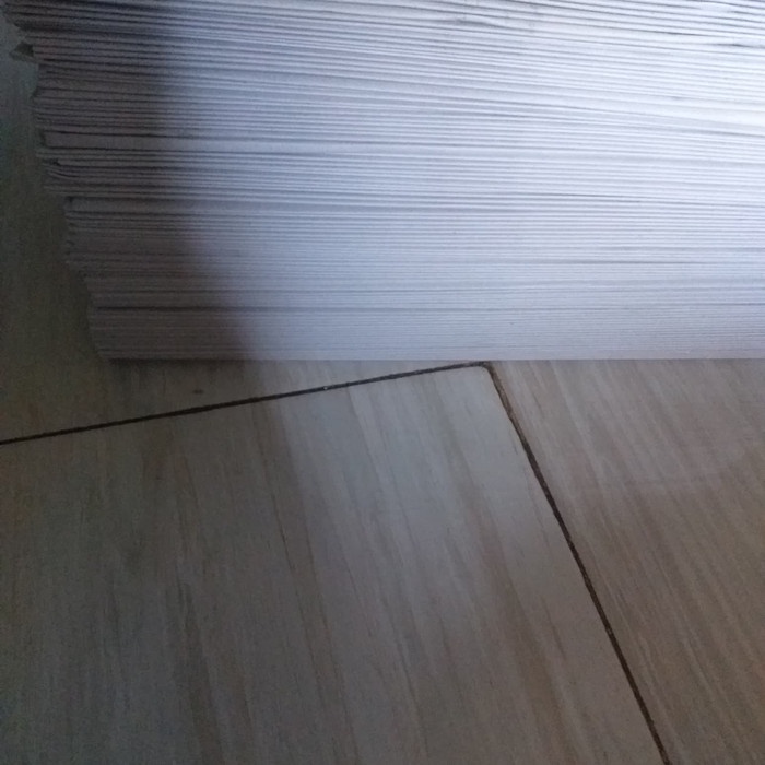 

Menyurat-Surat- Bahan Koran Yg Belum Di Cetak. -Surat-Menyurat.