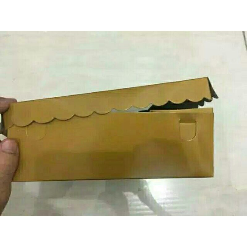 

@5pcs Dus Merah Love / Dus Gold Kemasan Kue size 28x28 / 30x30 Dus Kue Tart Kue Bolu Kotak Makan