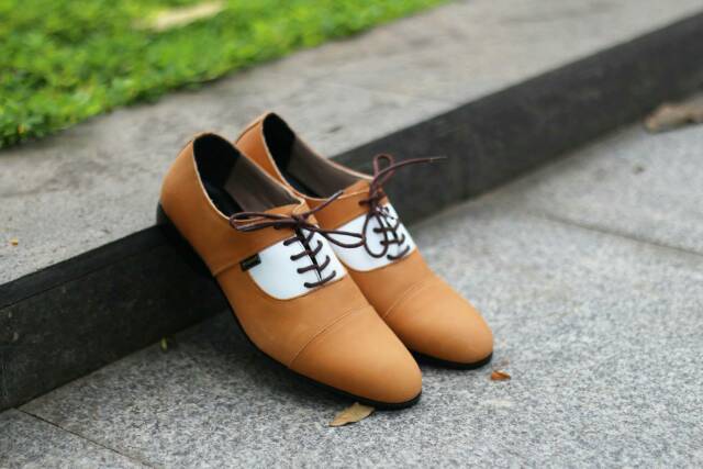 DISKON 35% ! SEPATU KERJA KANTOR KULIT