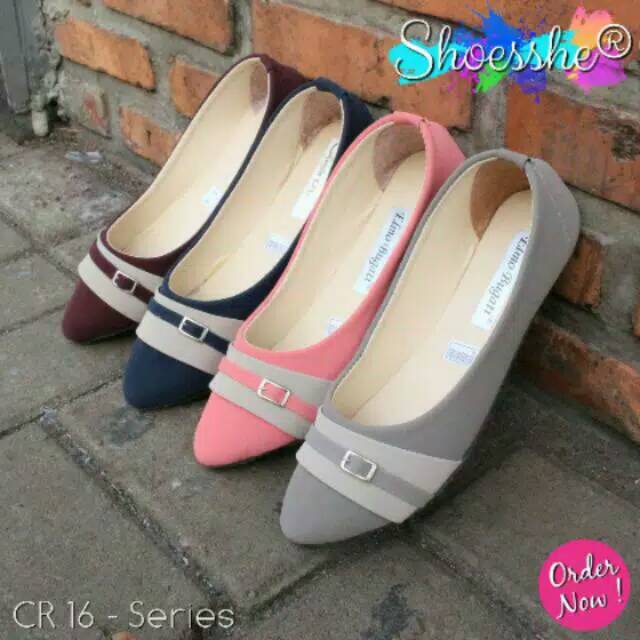 SEPATu FLAT WANITA