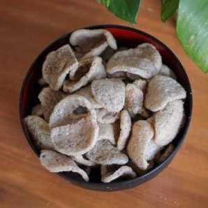 

Kerupuk Jengkol / Kerupuk Renyah / Aneka Kerupuk / TERMURAH