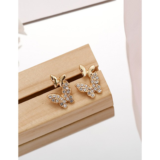 LRC Anting Tusuk Fashion Golden Diamond Butterfly Alloy Earrings K70508