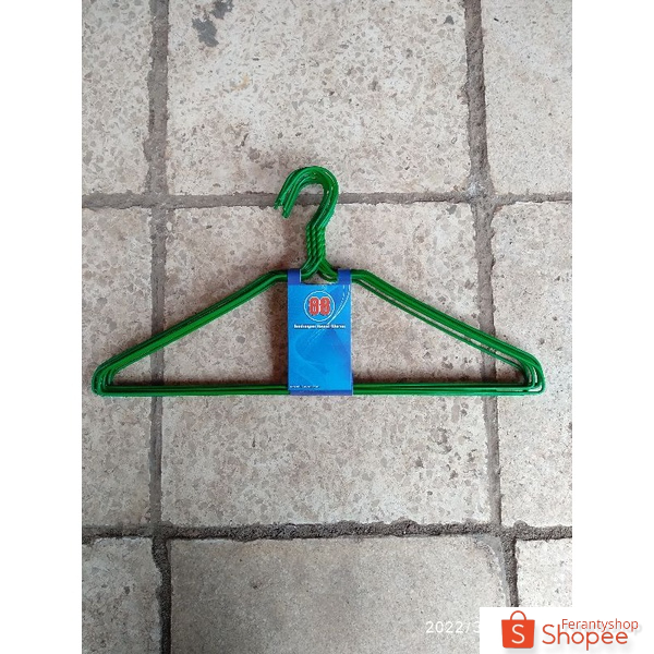 Gantungan baju warna /hanger baju 10 pcs