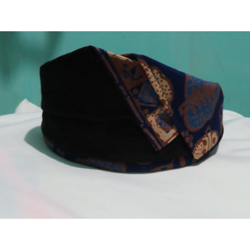 Lacak batik khas jambi (dewasa)