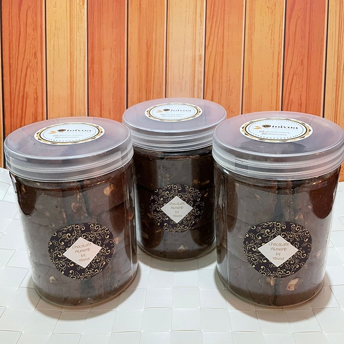 

Coklat Almond