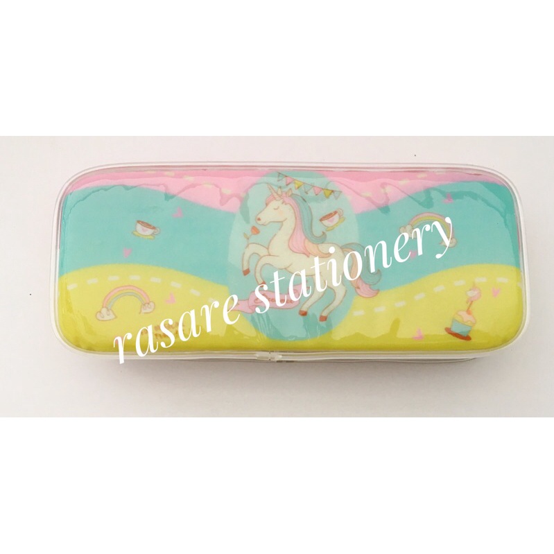 

Tempat Pencil Mika Zipper Transparan