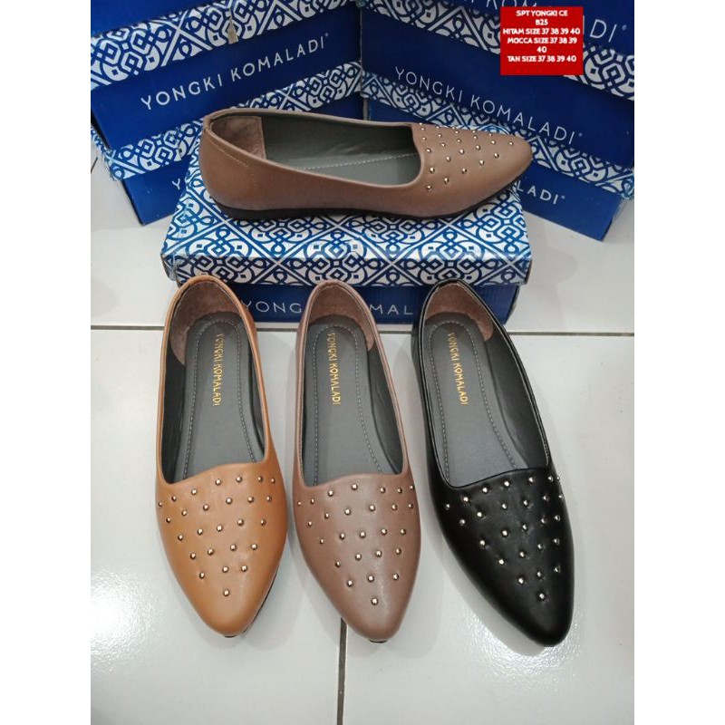 SEPATU WANITA / FLAT SHOES YONGKI KOMALADI USB726