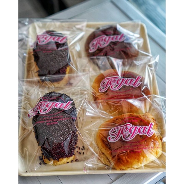 Roti Tegal Bakery Salatiga - Toko Roti Tegal Legendaris (Satuan)