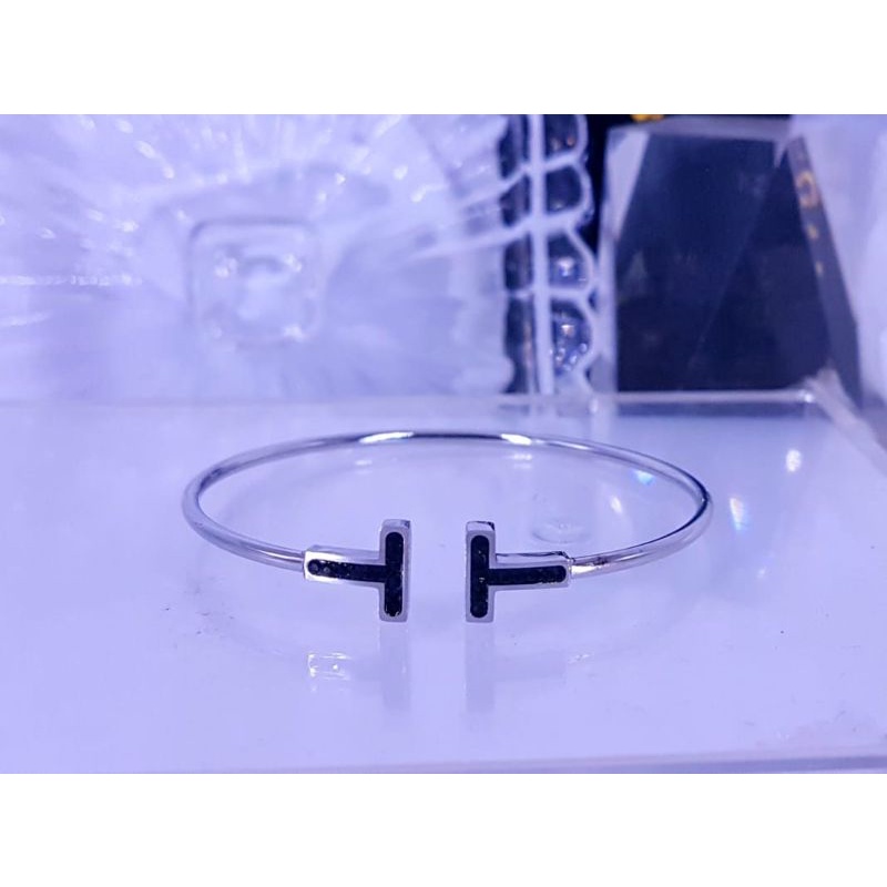 gelang Tifani Titanium,tidak luntur, asli Titanium,aman dipakai mandi