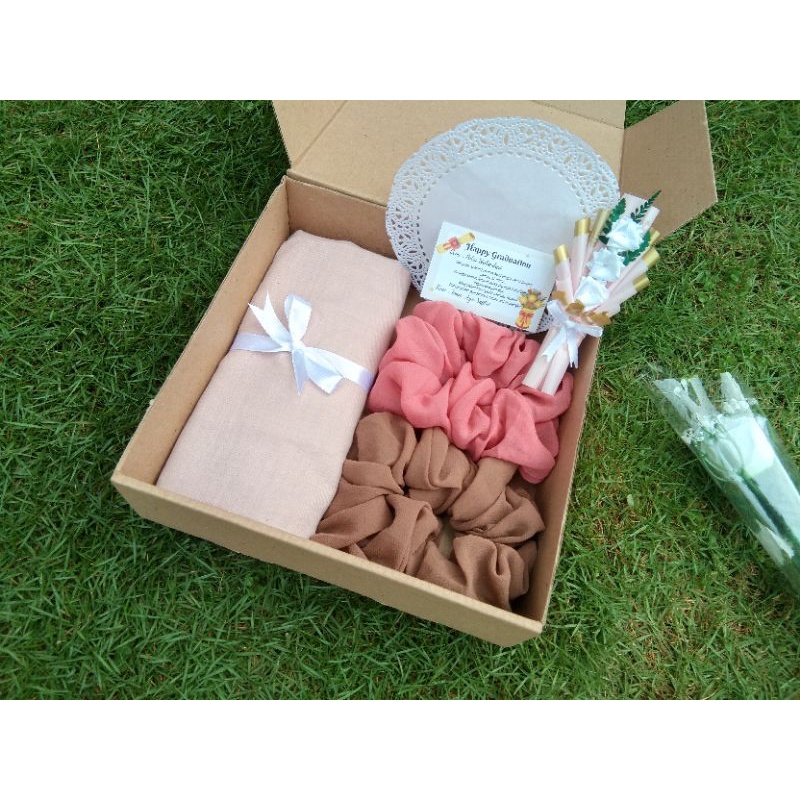 

Giftbox/Hampers/Kadoultah/Kadospesial