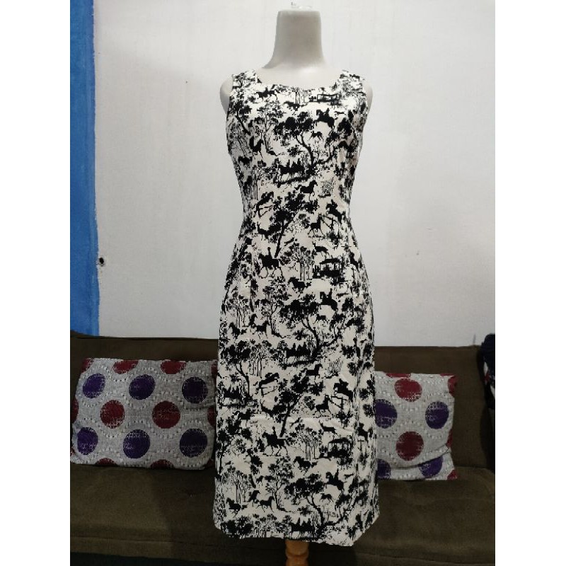 Anne Klein short sleevess formal dress