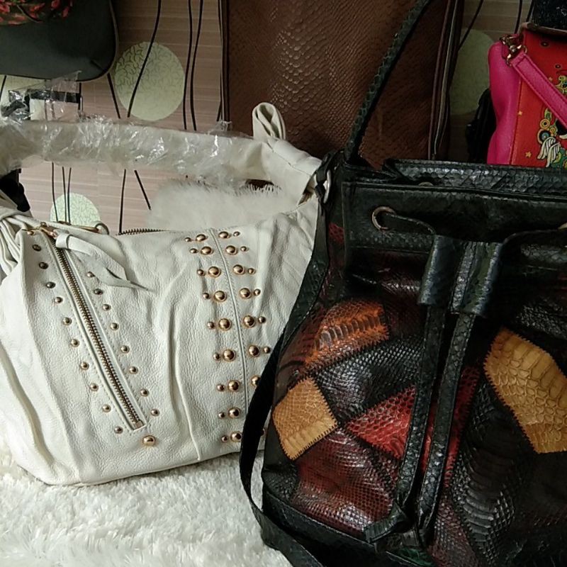 tas second mj dan kulit ular
