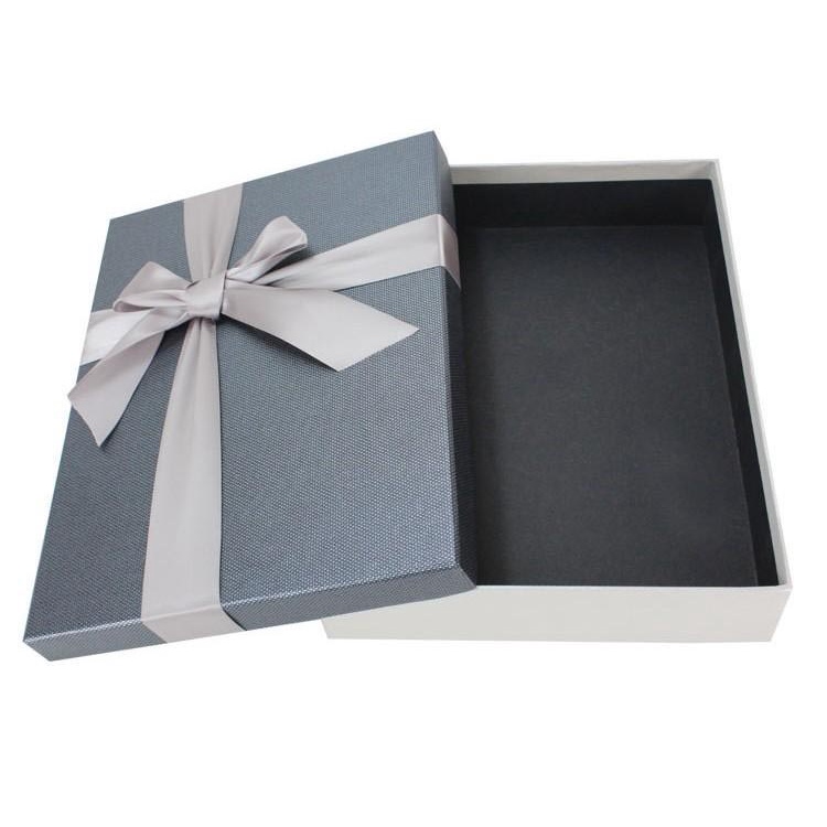 

gift box (produk tambahan pemesanan kaos) (211109)