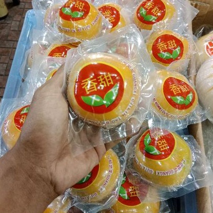 

BUAH PERSIMON/KESEMEK IMPORT 1 KG