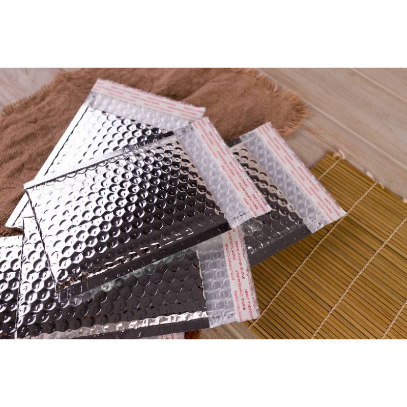 

23 33 Bubble Wrap Envelope Silver Amplop Pengiriman Ukuran Folio F4