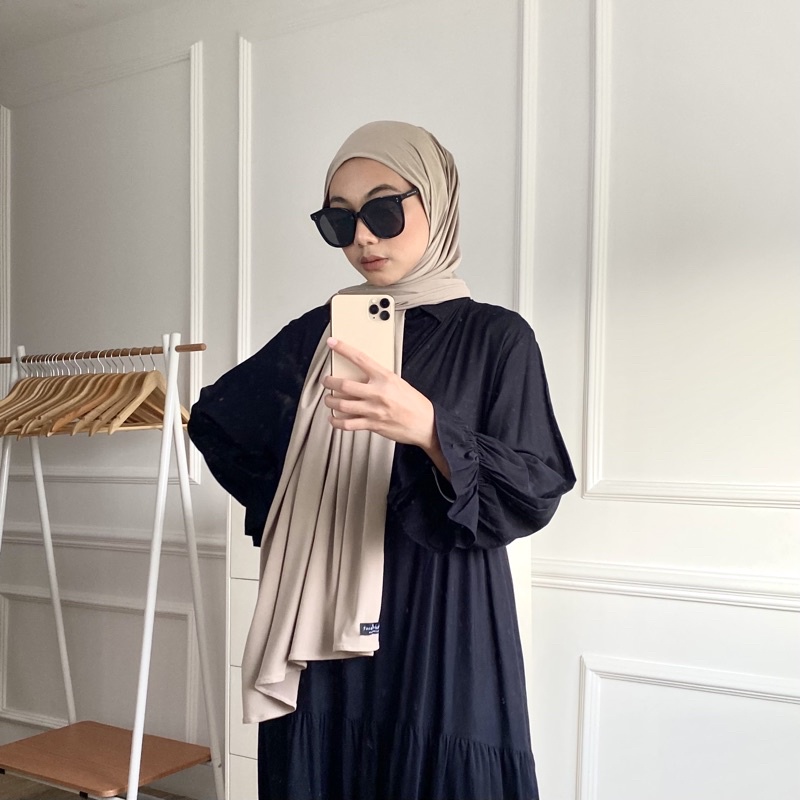 AMYRA SHAWL MIRACHOLECCT