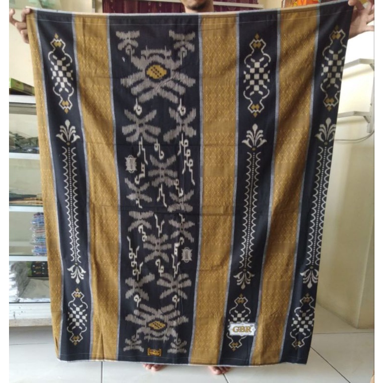 sarung GBR motif kembang