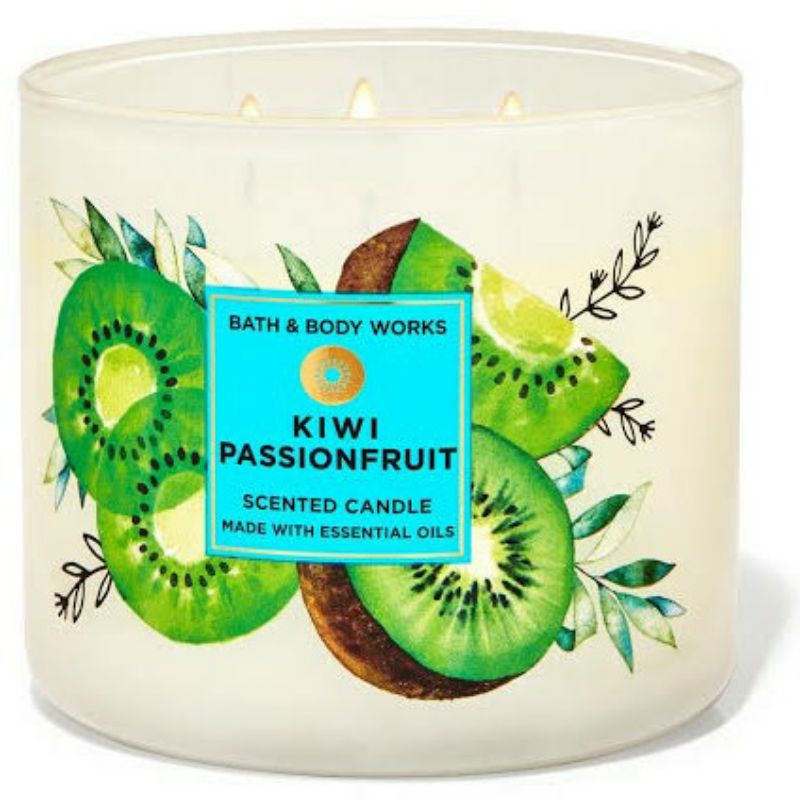 BATH &amp; BODY WORKS BBW KIWI PASSIONFRUIT 3-WICK SCENTED CANDLE  411 G LILIN WANGI 3 SUMBU UKURAN BESAR PENGHARUM RUANGAN