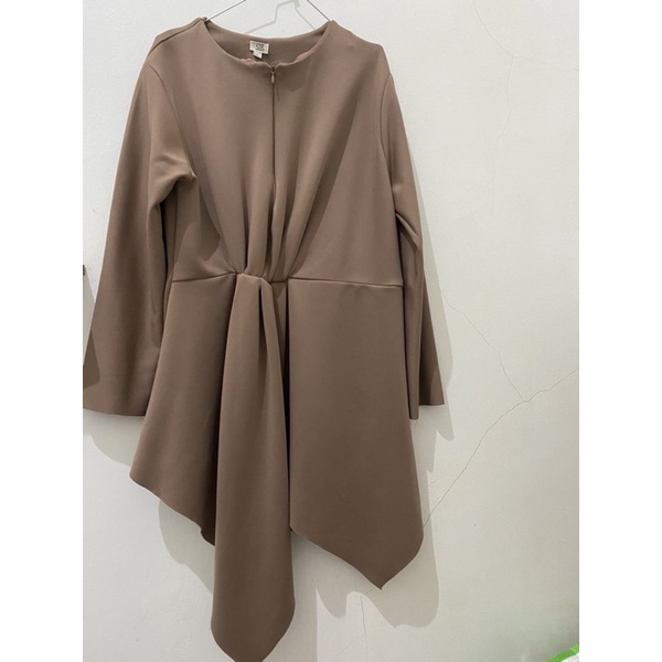 Preloved Katya Blouse by Diana Restu