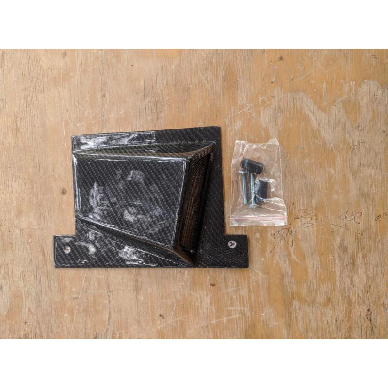 COVER RADIATOR KARBON KEVLAR YAMAHA NMAX NEW/OLD,AEROX NEW/OLD DAN LEXI,SUDAH PAKAI JARING KAWAT