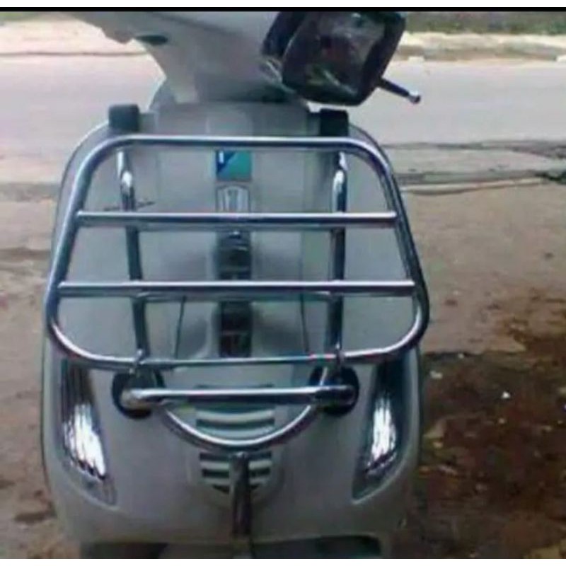Front Rack/Rak depan Vespa LX & S/ Aksesoris Vespa