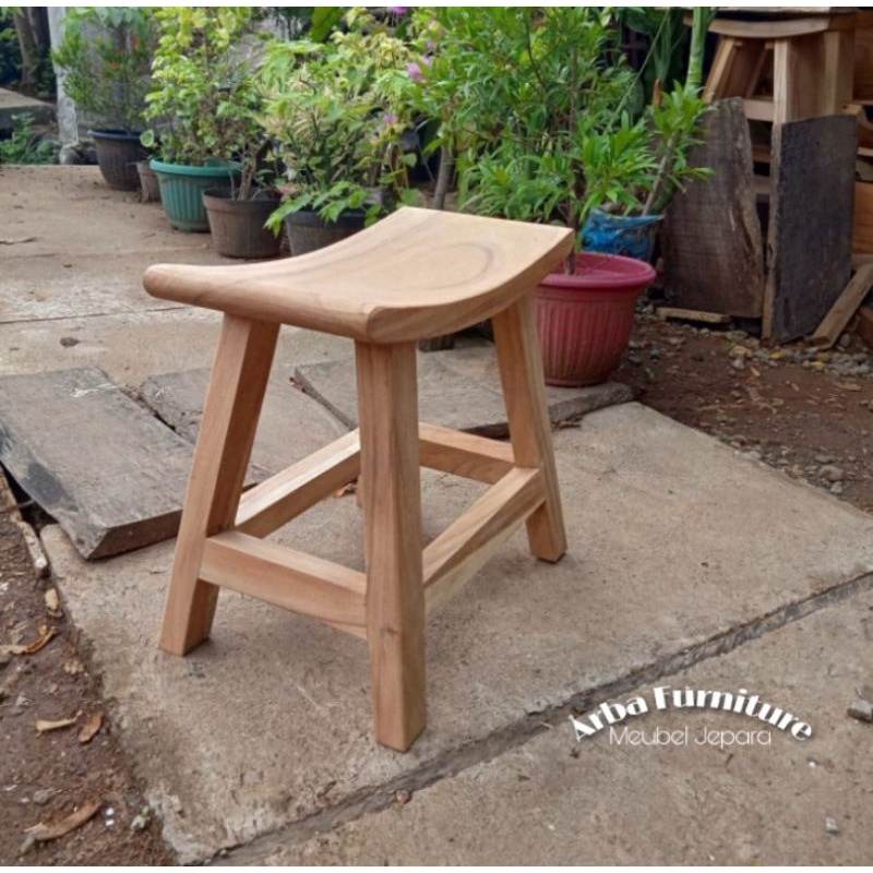 KURSI BAR STOOL CAFE DINGKLIK MINIMALIS KAYU TREMBESI