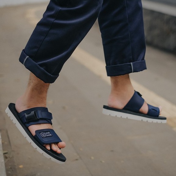 Halu Navy | Sendal Kasual Casual Original Strap Pria Sandal Footwear Ori | FORIND Local Goods