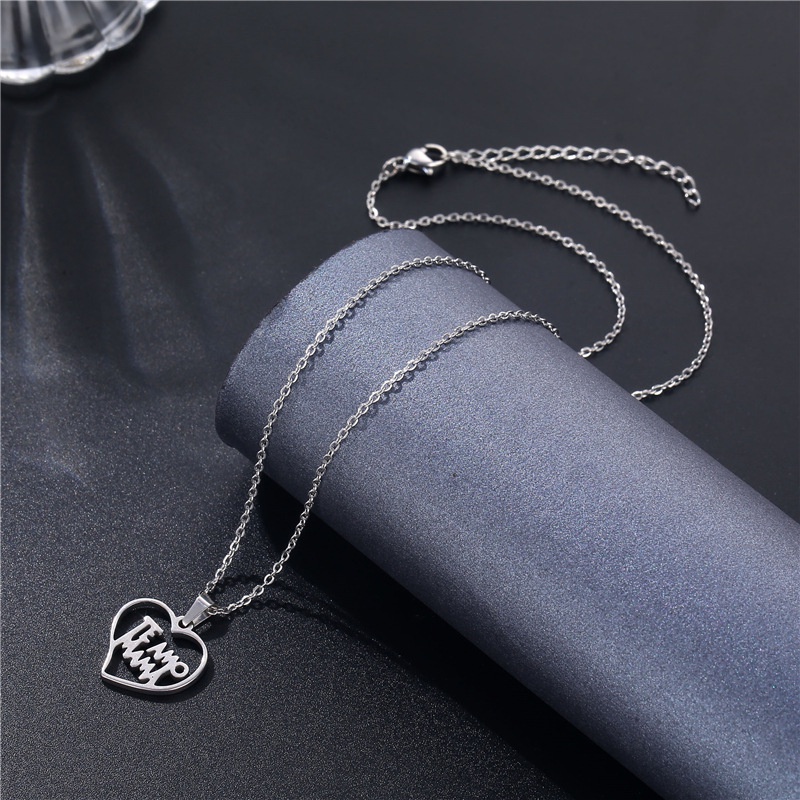 Aksesoris cinta Ibu IBU kalung liontin hati gaya Korea Cinta Hari Ibu hadiah kalung stainless steel