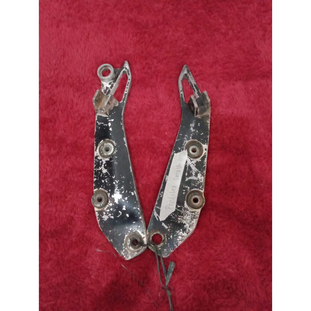 Pijakan footstep belakang suzuki shogun 125 original