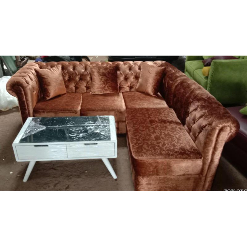 Sofa L Chesterfield + Meja - Nerima tukar tambah sofa lama