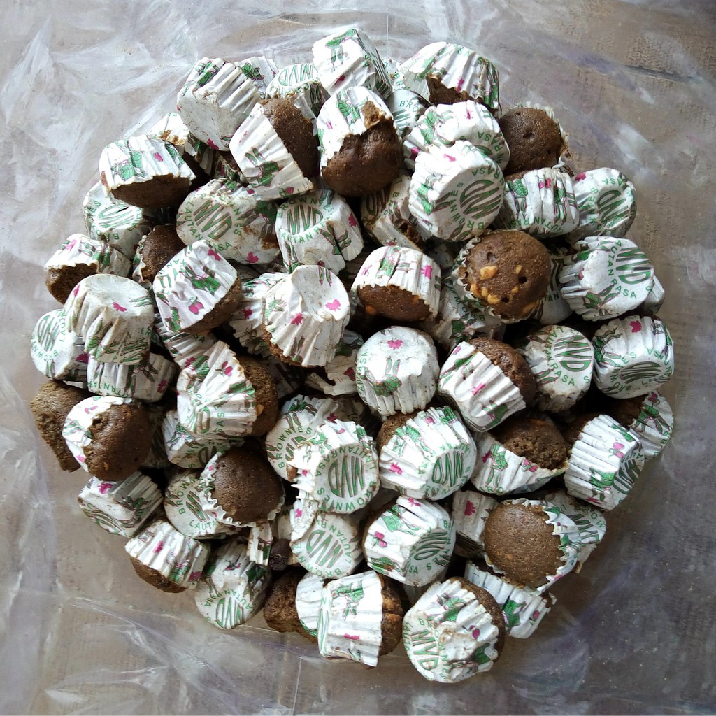

brownis kering mini kemasan bal 2.8kg TRIWANDI SNACK oleh oleh bandung