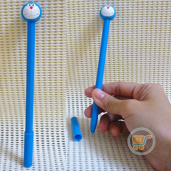 

BOLPEN DORAEMON HEAD PENA ALAT TULIS SEKOLAH SOUVENIR HADIAH KADO ATK