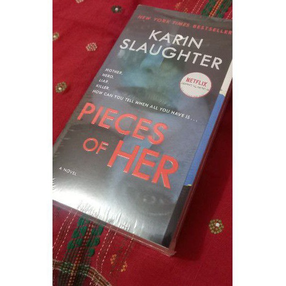 PIECES OF HER - Karin Slaughter