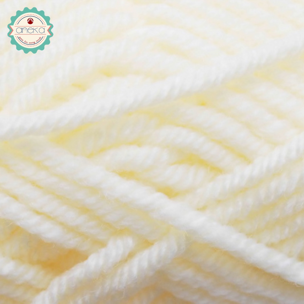 Benang Rajut Karpet Dahlia / Carpet Yarn - 6002 ( Off White )