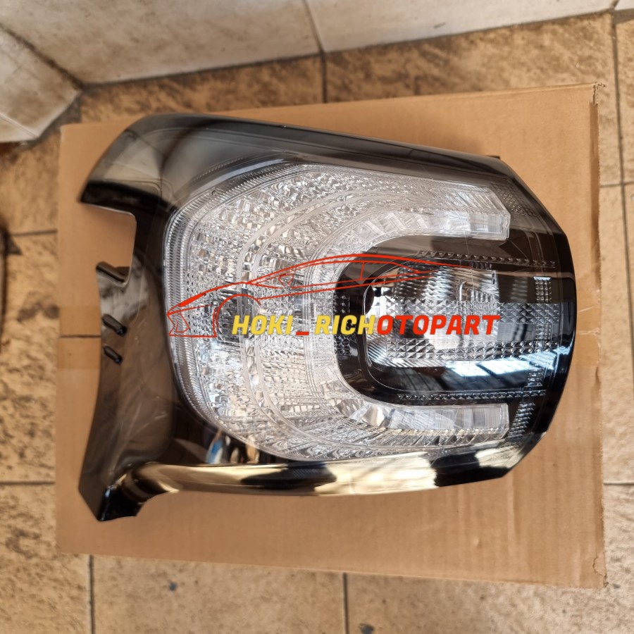 StopLamp Lampu Stop Sienta Tipe G V original satuan