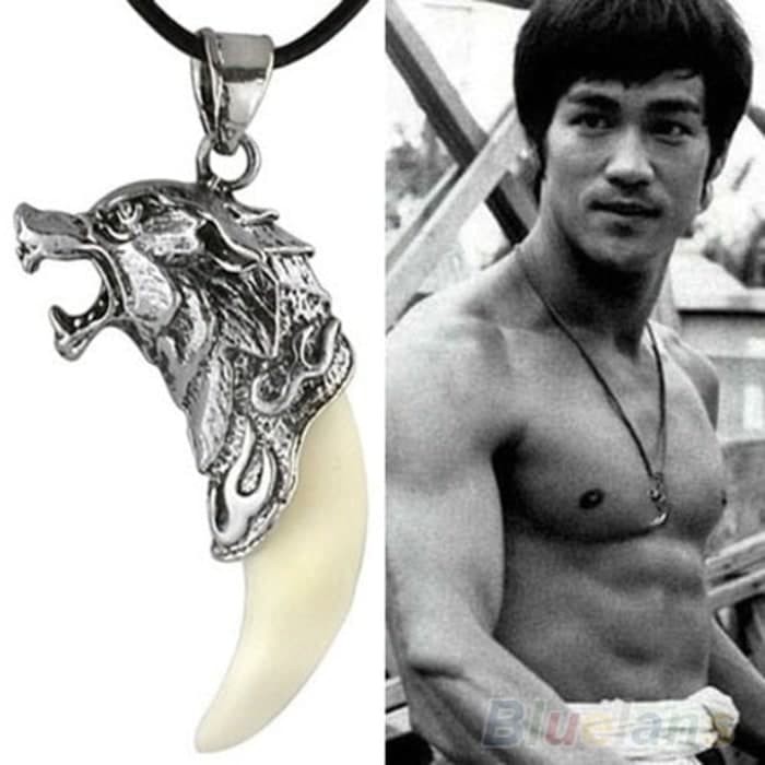 Kalung Pria gigi serigala